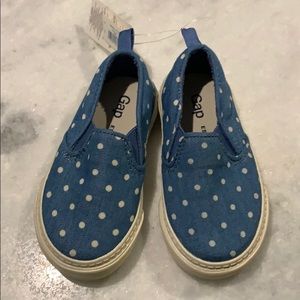 NWT • Baby Gap Slip on Sneakers • Size 6
